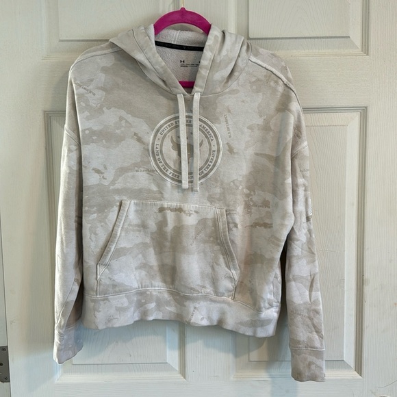 Under armor sweatshirt size medium project rock Veterans Day - Picture 1 of 5